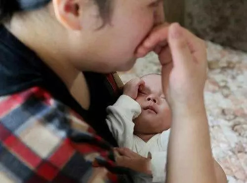 婆婆寧願裝病也不願給我帶孩子 說自己有錢老了不靠我們
