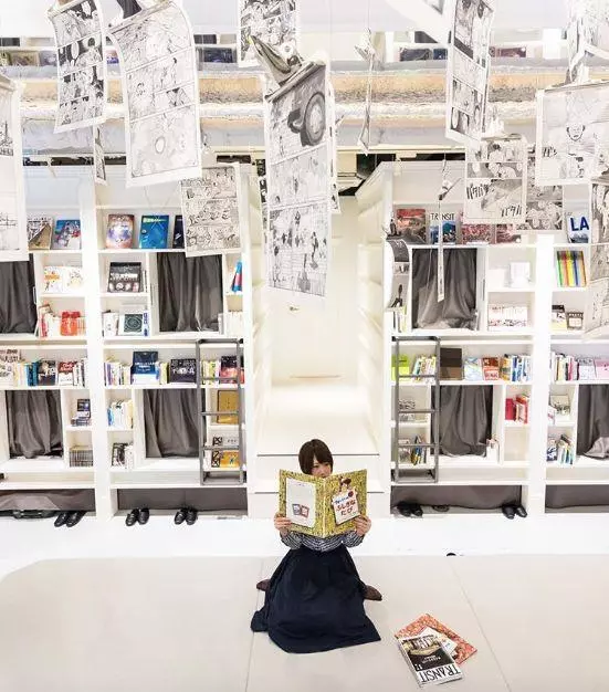 日本最酷新型態旅館-「BOOK AND BED」!裡面的咖啡廳更加火!