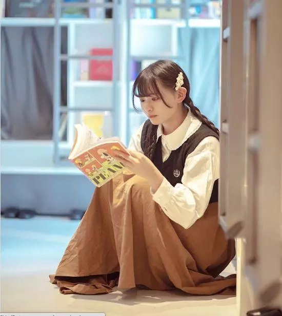 日本最酷新型態旅館-「BOOK AND BED」!裡面的咖啡廳更加火!
