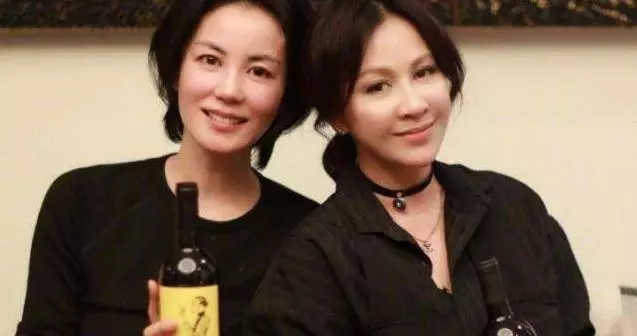 劉嘉玲質問張柏芝:你有王菲懂謝霆鋒嗎?張柏芝回答7個字,讓劉嘉玲無話可說