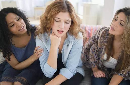 「只會說好聽話」的人其實是假閨蜜 心理學家:講話越靠北的朋友越值得深交