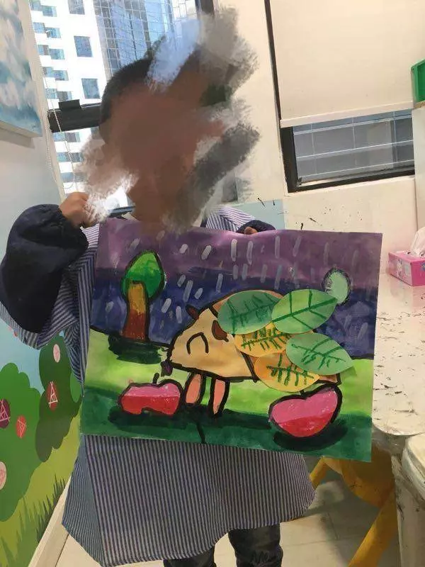 保護孩子,父母不要再給低齡的孩子報這種繪畫班了