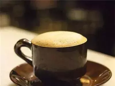 黑咖啡和白咖啡有何區別?哪個更好?