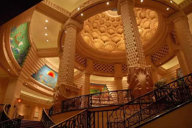 杜拜旅遊別只知道帆船酒店,這家最新的酒店能瞬間甩它九條街!