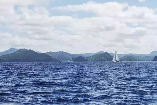 人生感悟:做人,靠心,不靠嘴。