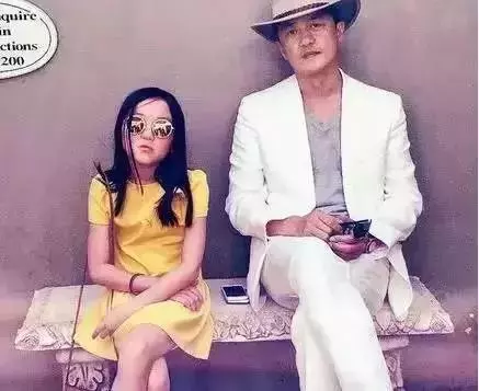 她3歲背熟《金剛經》,看懂甲骨文,9歲時已踏遍半個地球,只因她的父親叫李亞鵬!