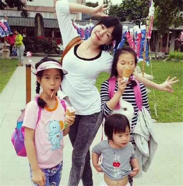 小S三個女兒每天穿得「土到爆」汪小菲也說穿得像保母!小S:只希望能讓女兒明白「這個道理」