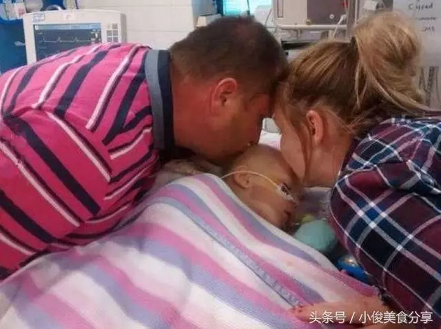 4個月小女嬰拔掉氧氣管離世,媽媽抱著告別時,竟然發生了奇蹟!