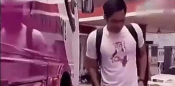 巴士一男子趁女孩睡著佔便宜,對方沒有反抗反而很配合,結果男子下車後傻眼了