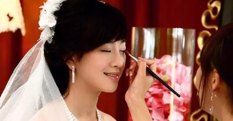 結婚時丈母娘不收聘金本來我暗 爽,如今我才知道「她都計劃好了」!如今後悔莫及...