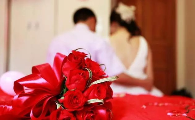 結婚時丈母娘不收聘金本來我暗 爽,如今我才知道「她都計劃好了」!如今後悔莫及...