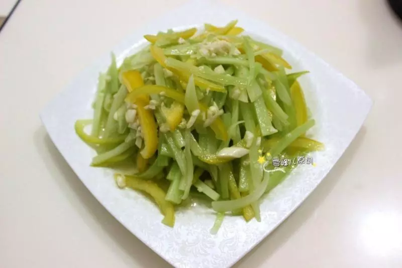 春節宴客必備,5道涼拌菜好吃簡單,下酒下飯,比大魚大肉受歡迎