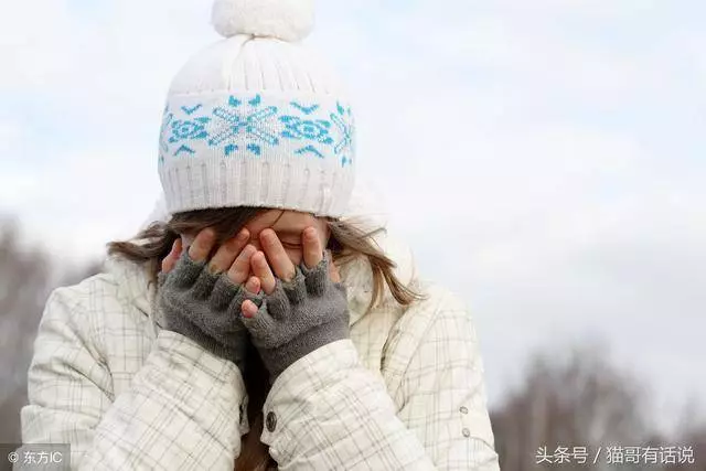 婚後我和老公租房子住,娘家拆遷三套房都給弟弟,兩年後我笑了