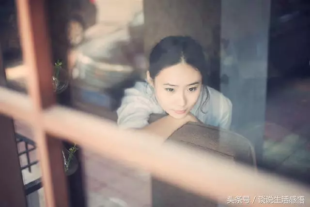 結婚一個月,前妻給我發來的一張照片,讓我後悔不已