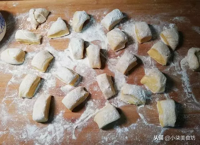 紅薯獨特做法,不用烤箱,不油炸,學會給孩子做,不用買小零食了