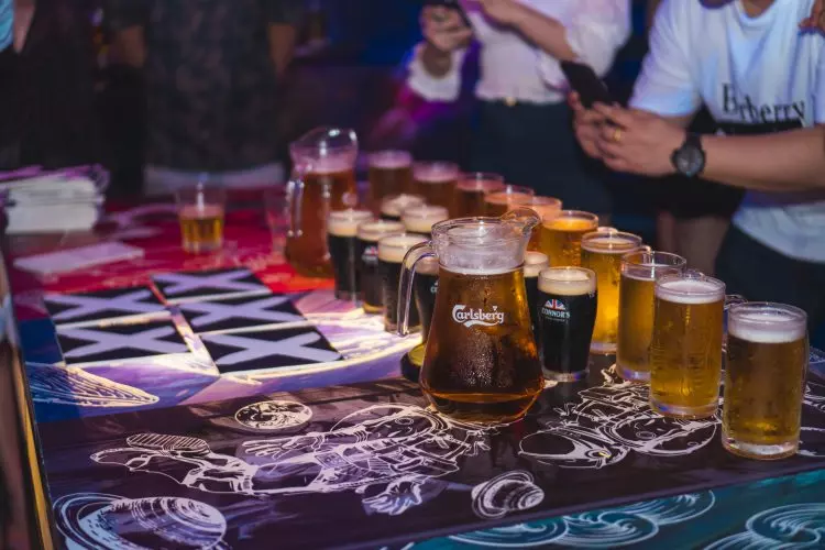 KL獨一無二的Drinking Game Bar!一開業就天天爆滿!你不知道就OUT啦!