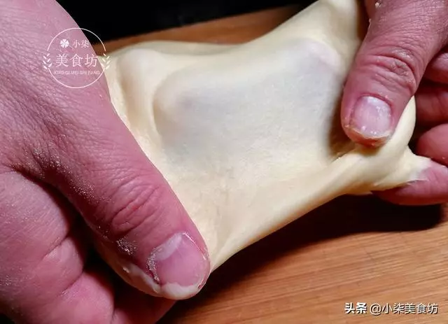 麵粉里加一個雞蛋,不用電飯鍋,不用烤箱,簡單一做比麵包還好吃