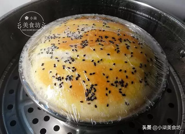 麵粉里加一個雞蛋,不用電飯鍋,不用烤箱,簡單一做比麵包還好吃