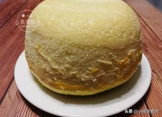 麵粉里加一個雞蛋,不用電飯鍋,不用烤箱,簡單一做比麵包還好吃
