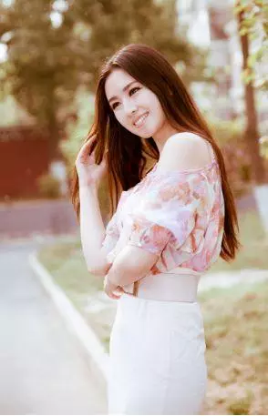 兒媳傷心過度導致流產,婆婆推說不來照顧,走進廚房兒媳這才明白