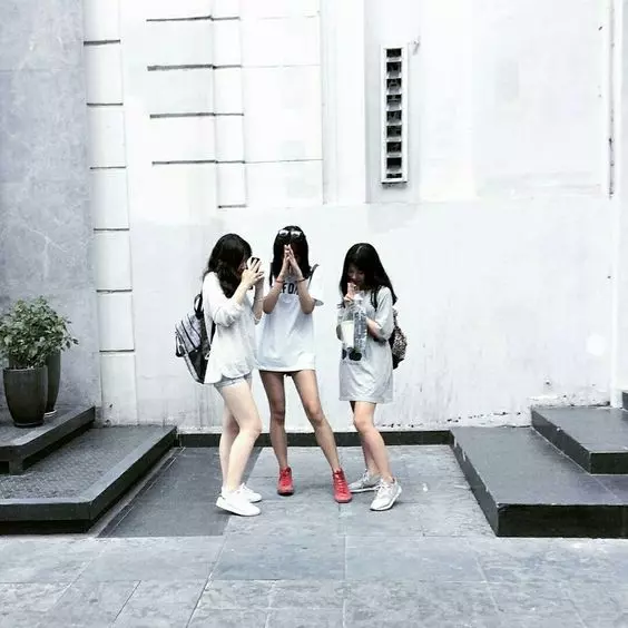 女孩照片「上傳IG前」必做的6件事 選在「這個時間上傳」讓你 ♥ 愛心 ♥ 秒破百