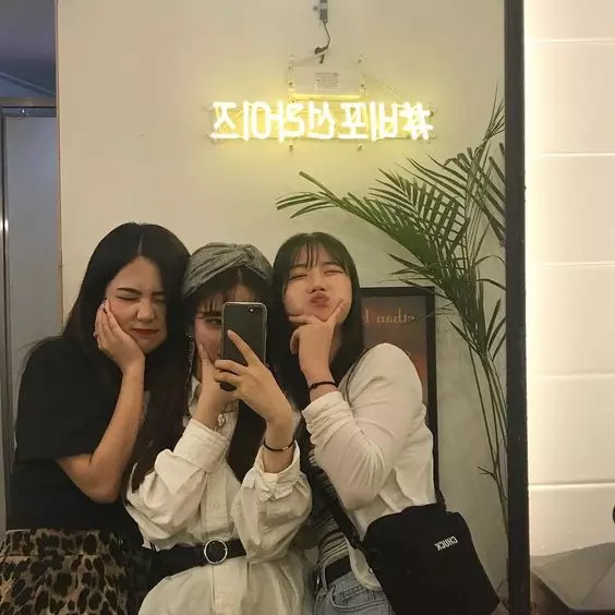 女孩照片「上傳IG前」必做的6件事 選在「這個時間上傳」讓你 ♥ 愛心 ♥ 秒破百