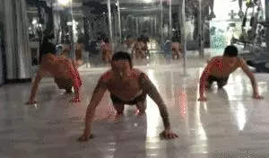 爆汗燃脂減肚子,8個動作,每天20分鐘,60天見證迷人腹肌