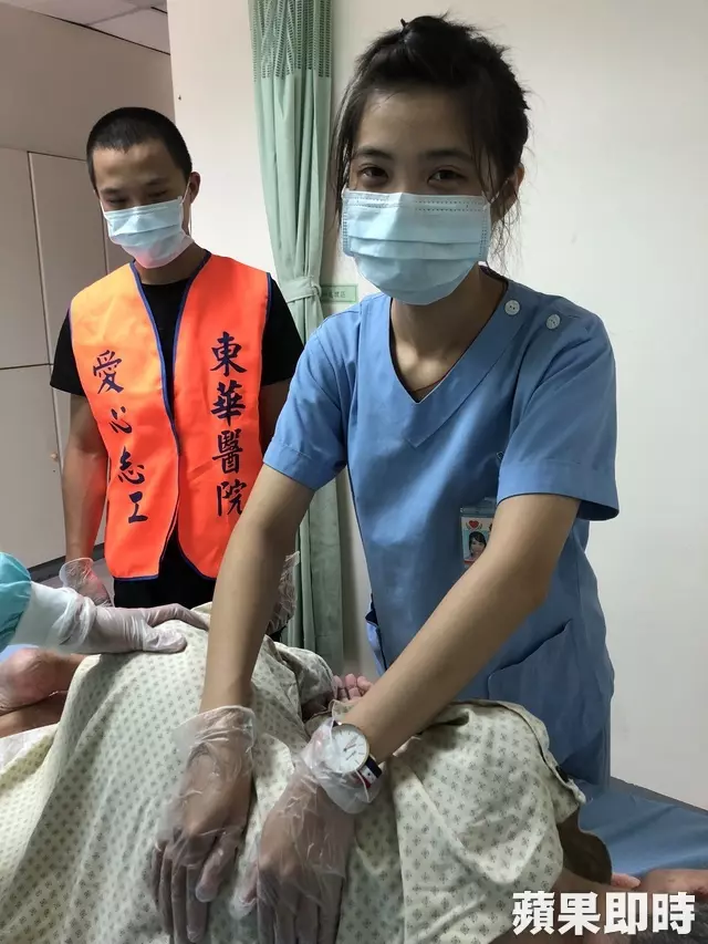 12年過去了!五姊弟「共用一碗麵」感動全台灣 如今長大「投身回饋社會」網友哭:天上的媽媽安心了