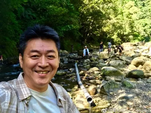 騷擾空姐!庹宗華被爆「從下面摸上來」被制止還嗆聲 他發聲明澄清「完整影片被PO出」臉好腫