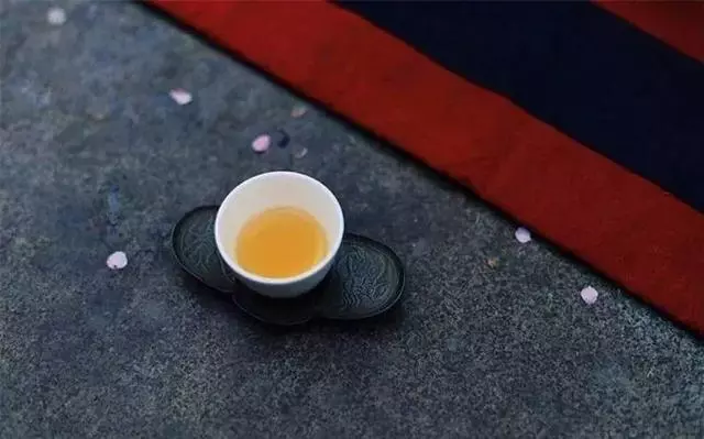 尿酸不達標,晚上有「4苦」,管的住3件事重返健康!