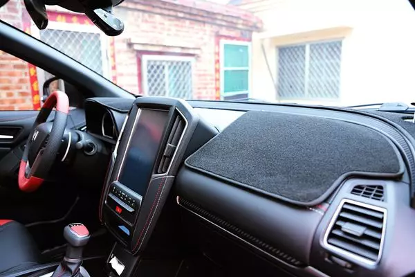 【車主分享】LUXGEN U6 GT220 @ 我們的第一部車