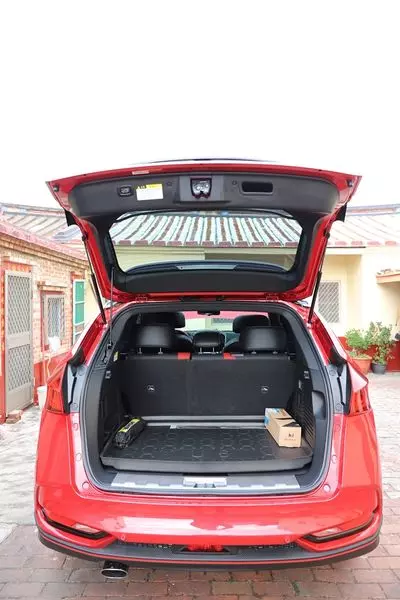 【車主分享】LUXGEN U6 GT220 @ 我們的第一部車