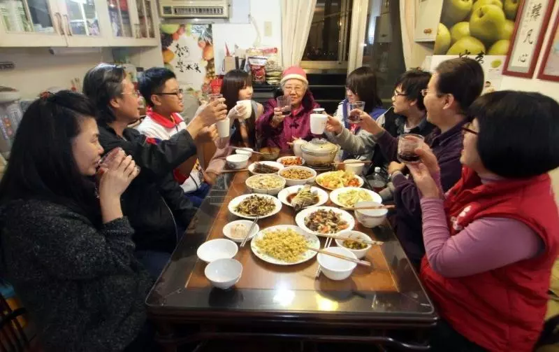 過年長輩問候太轟炸 6大句型讓對方秒閉嘴
