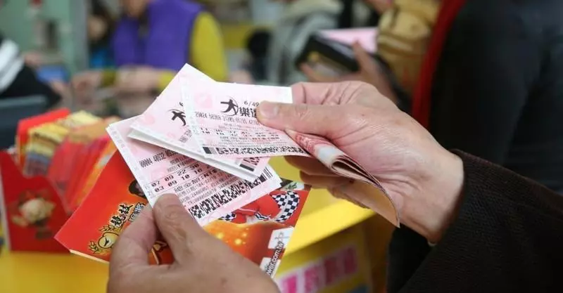 他獨得「樂透3.9億元」卻笑不出來!被國稅局拿走20%「忘記這個小步驟」再損失千萬!