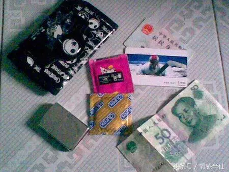 妻子出差路遇車禍,到了醫院,拿過她的包一看,我轉身就離開了