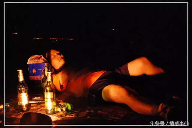父親在搶救室內生死不明,母親卻跪地求醫生不要救!