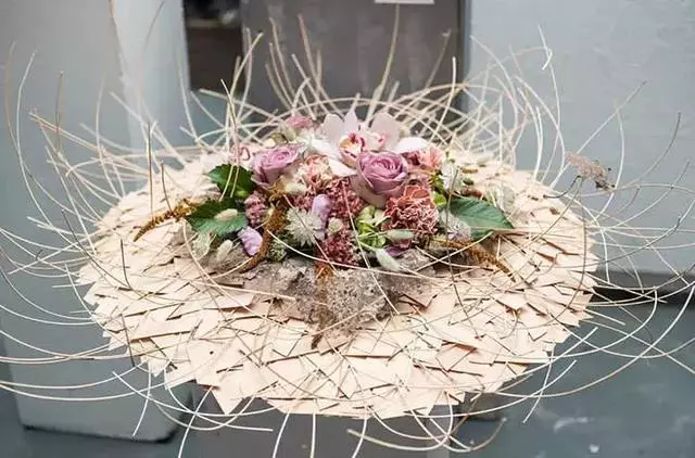 德國人竟然這麼玩鮮花,也太天馬行空了吧!