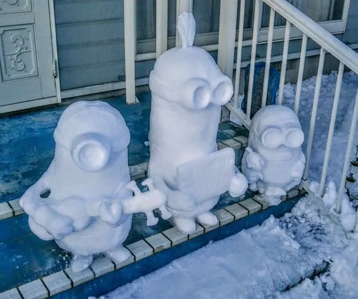 東京居民被大雪困住「太無聊開始堆雪人」 路上滿滿神作 逼真到全球贊翻!