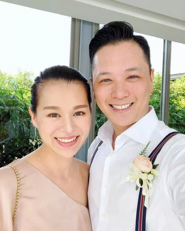 明星情感:「胡杏兒」拍拖以結婚為前提:他教我做回小孩 !