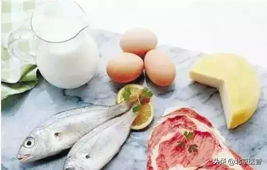 春節聚餐大吃大喝,服藥後這幾種食物您可千萬別碰!