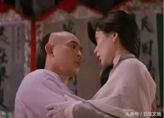 李連傑老婆利智近照曝光,看了照片後,網友: 怪不得李連傑身體這麼弱!
