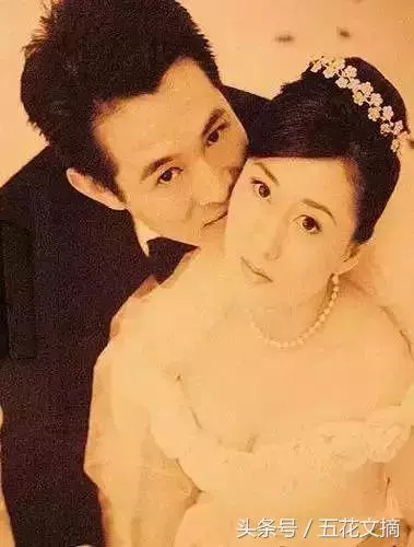 李連傑老婆利智近照曝光,看了照片後,網友: 怪不得李連傑身體這麼弱!