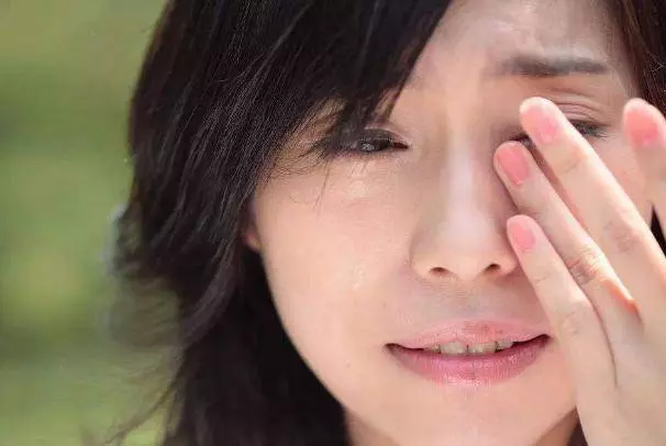 嫁給二婚的老公,婆婆的一番話,我決心打胎並且分手