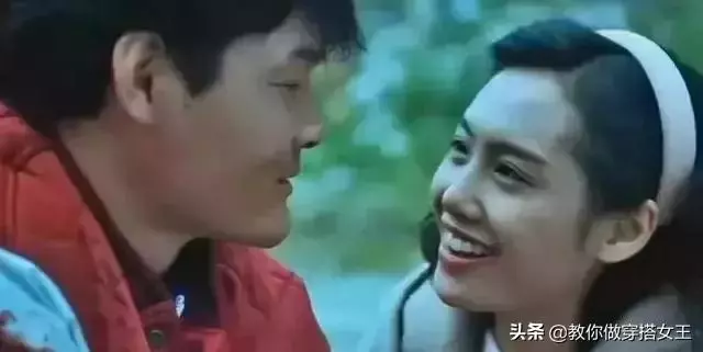看看朱茵張曼玉25年前的穿搭,甩現在很多女星一條街!