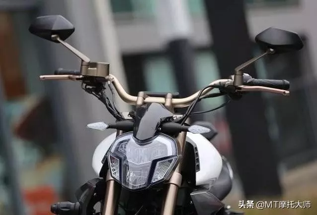 售價26800元,升仕310V太子新春亮相,做工精緻,還可以連接手機