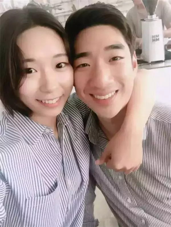 小夫妻「只用同一種姿勢」IG紅翻天!結婚3年甜蜜到大贏其他夫妻