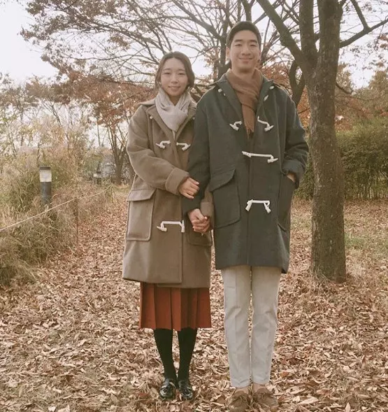 小夫妻「只用同一種姿勢」IG紅翻天!結婚3年甜蜜到大贏其他夫妻