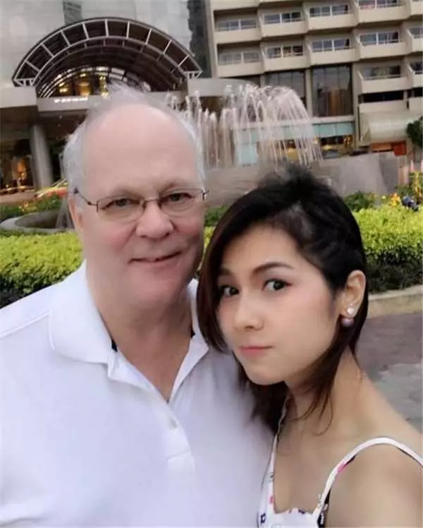 信佛的「泰國女優」息影嫁給72歲富豪成人妻!5年後的離婚發言讓大家覺得女方「扯炸又白目」!