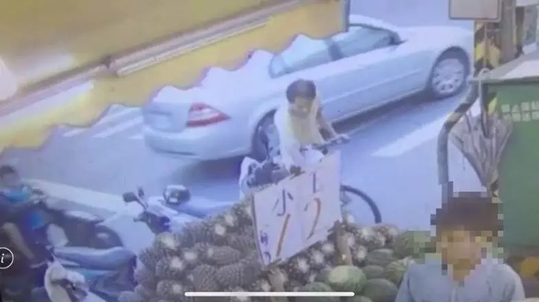 100元吃2餐!男子吃不飽偷晚餐,暖警「自費送米、泡麵」...惹哭母子!