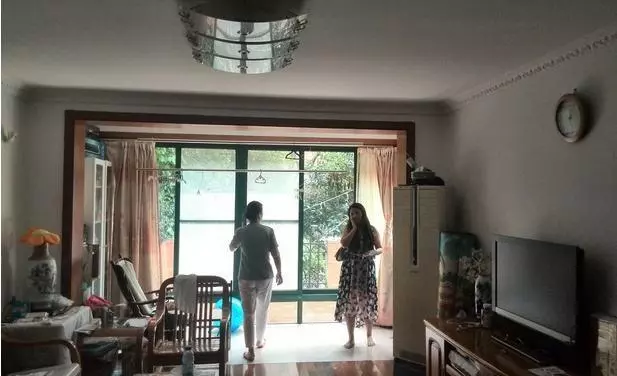 婆婆說她兒子貸款買的房要加她名,我不願意,老公跟我鬧離婚